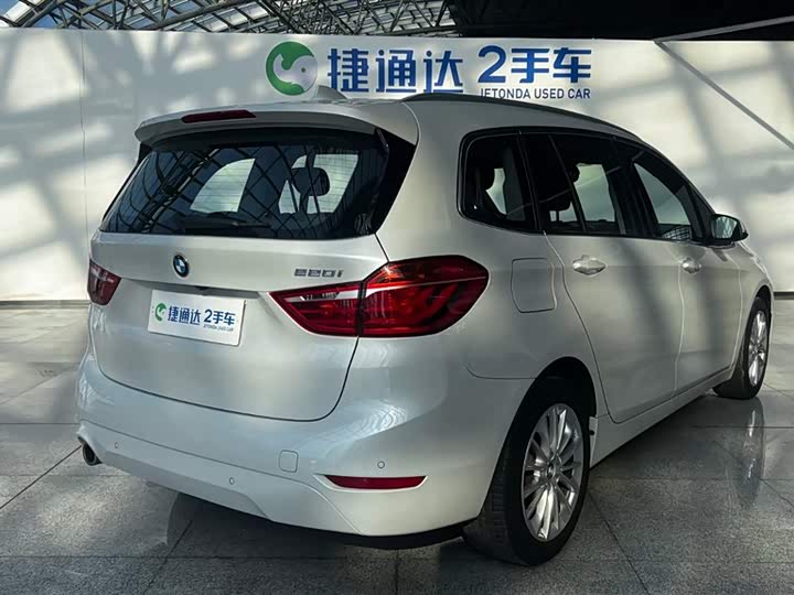 Фото 4 - BMW 2 Series Gran Tourer