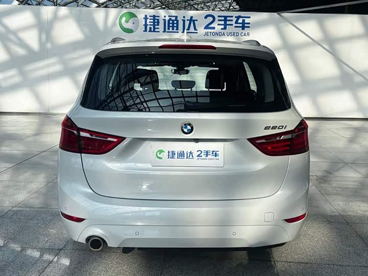 Фото 8 - BMW 2 Series Gran Tourer