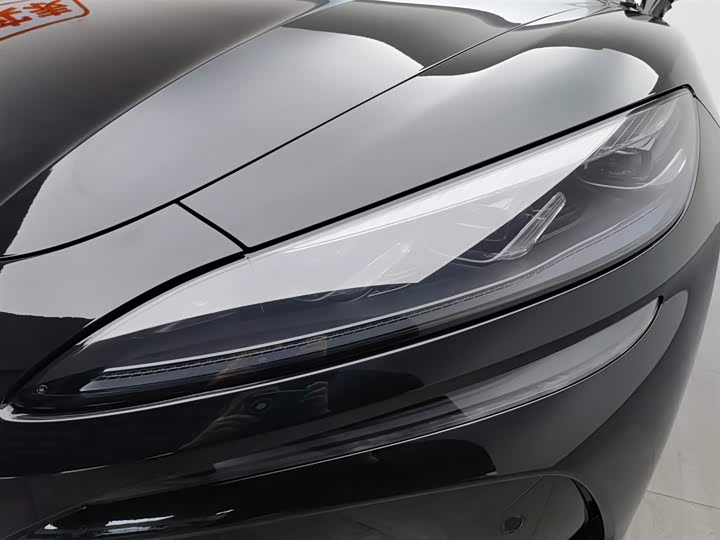 Фото 7 - Denza Z9