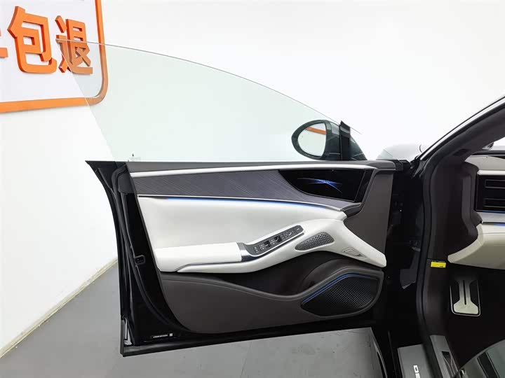 Фото 8 - Denza Z9