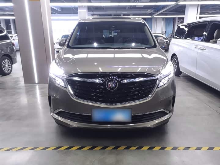 Фото 3 - Buick GL8 ES