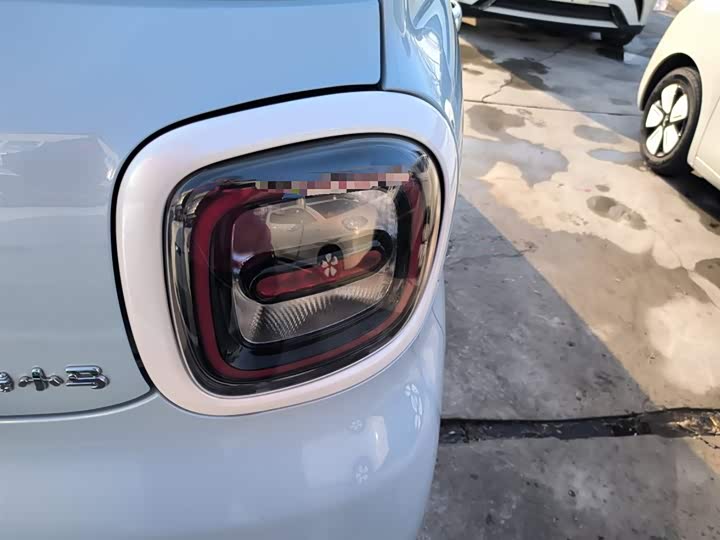 Фото 8 - Bestune Pony