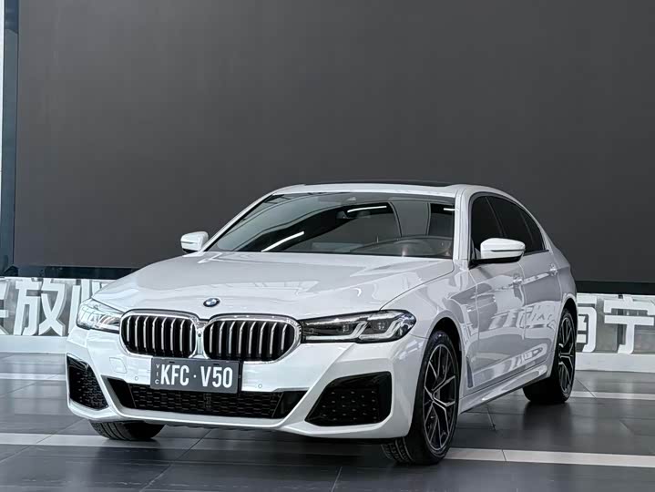 Фото 1 - BMW 5 Series