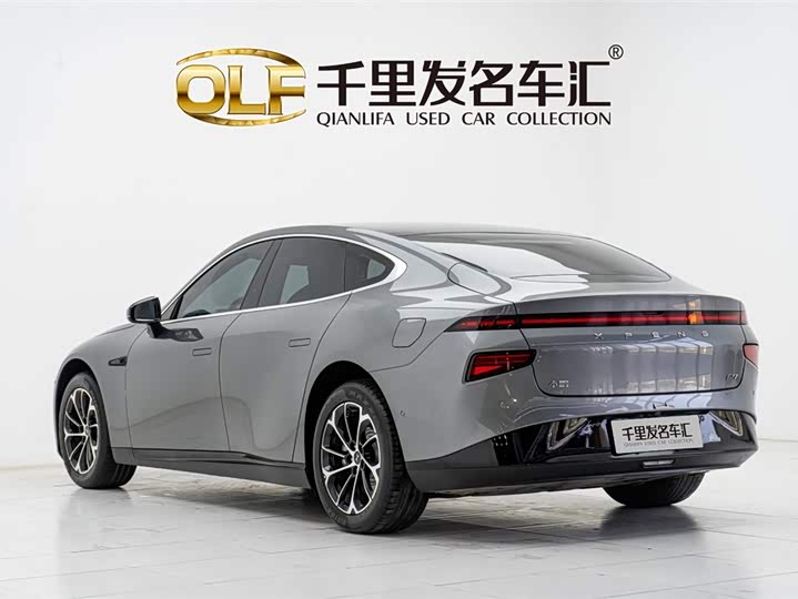 Фото 4 - XPeng P7