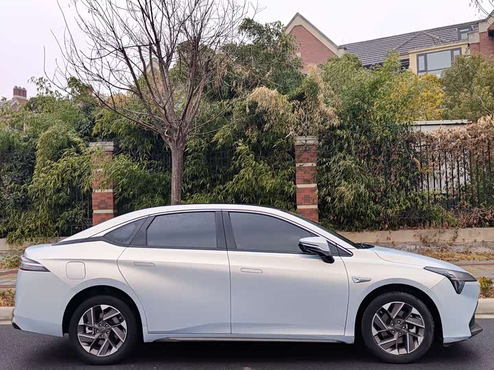 Фото 5 - GAC Aion S Plus