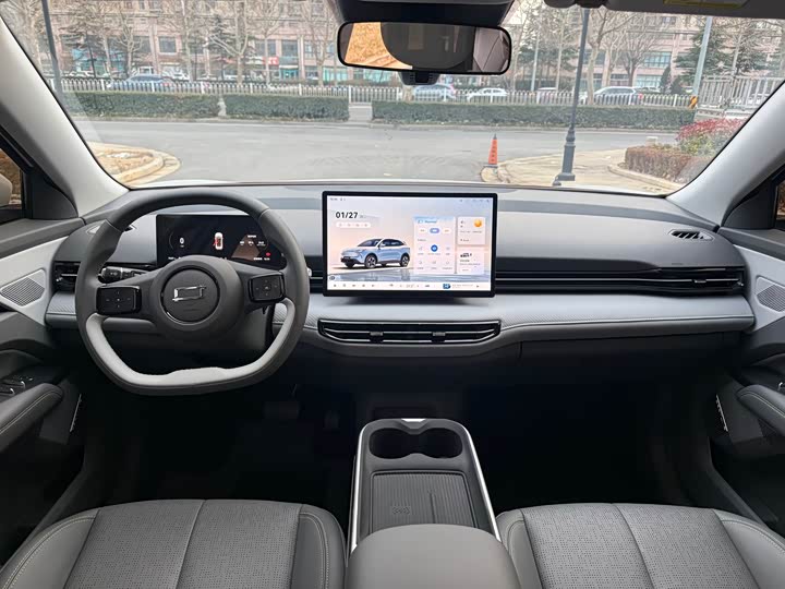 Фото 6 - Bestune 03