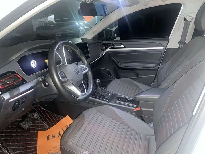 Фото 3 - Volkswagen Lavida