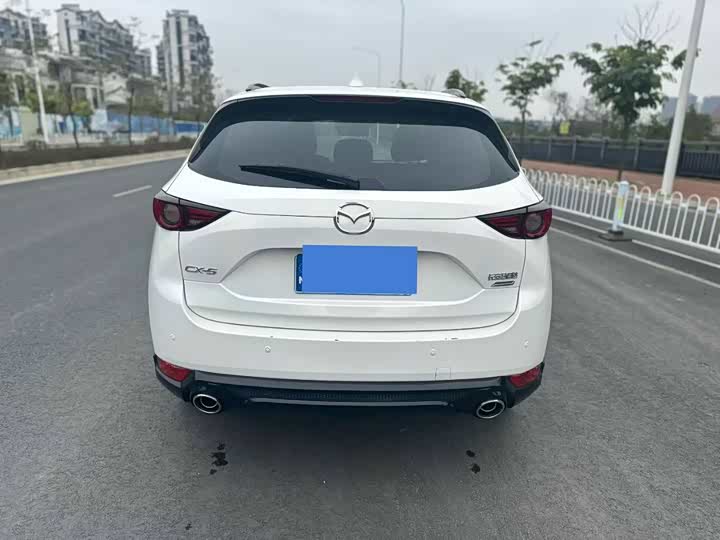Фото 8 - Mazda CX-5