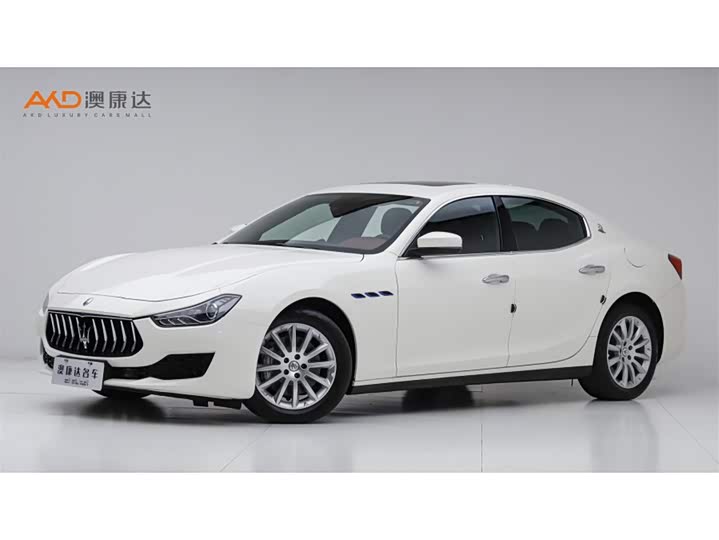 Фото 1 - Maserati Ghibli