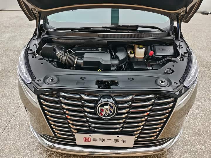 Фото 6 - Buick GL8 ES