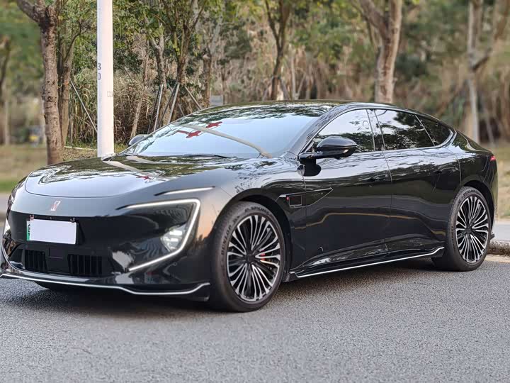 Фото 1 - Avatr 12