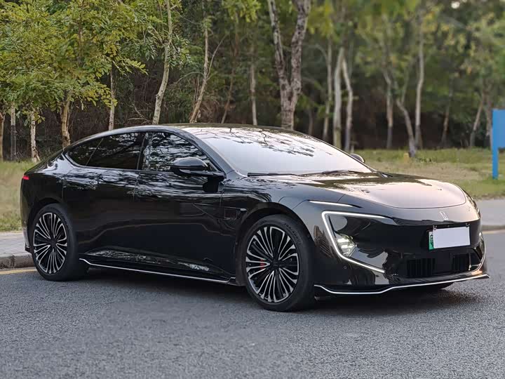 Фото 3 - Avatr 12