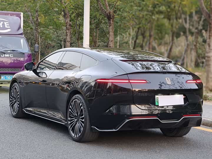 Фото 9 - Avatr 12