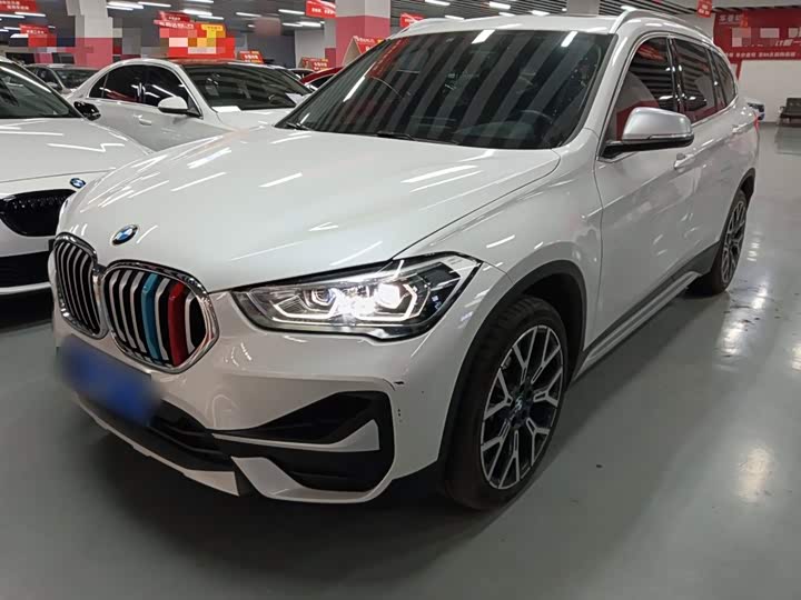 Фото 1 - BMW X1