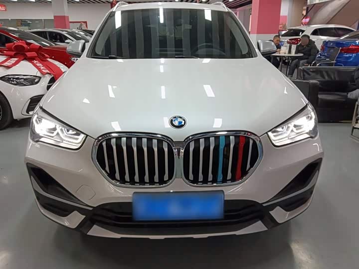 Фото 3 - BMW X1