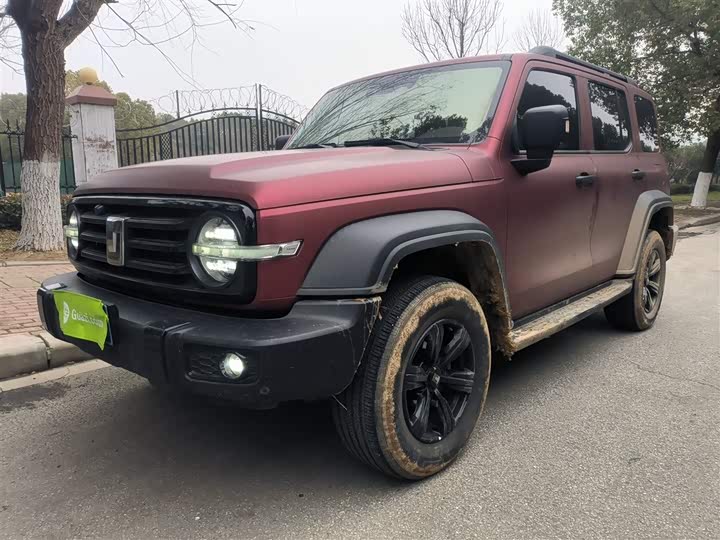 Фото 1 - Tank 300