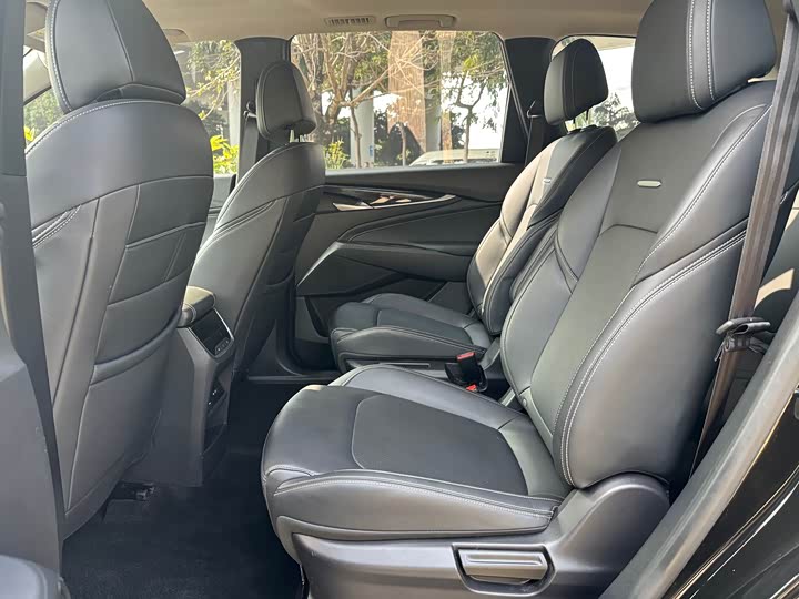 Фото 9 - Maxus G50