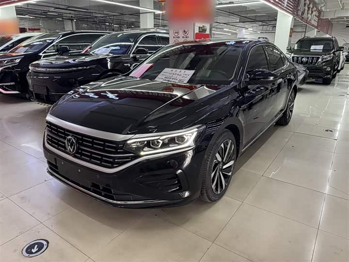 Фото 2 - Volkswagen Passat