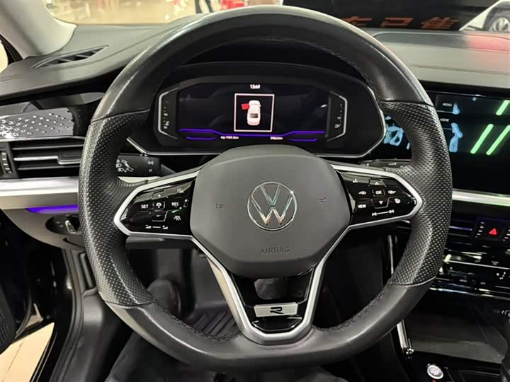 Фото 3 - Volkswagen Passat