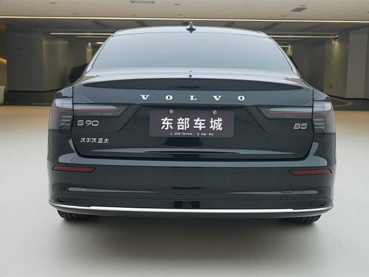 Фото 5 - Volvo S90