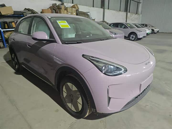 Фото 4 - Geely Galaxy Geome