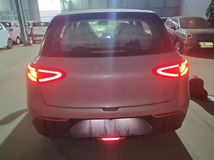 Фото 6 - Geely Galaxy Geome