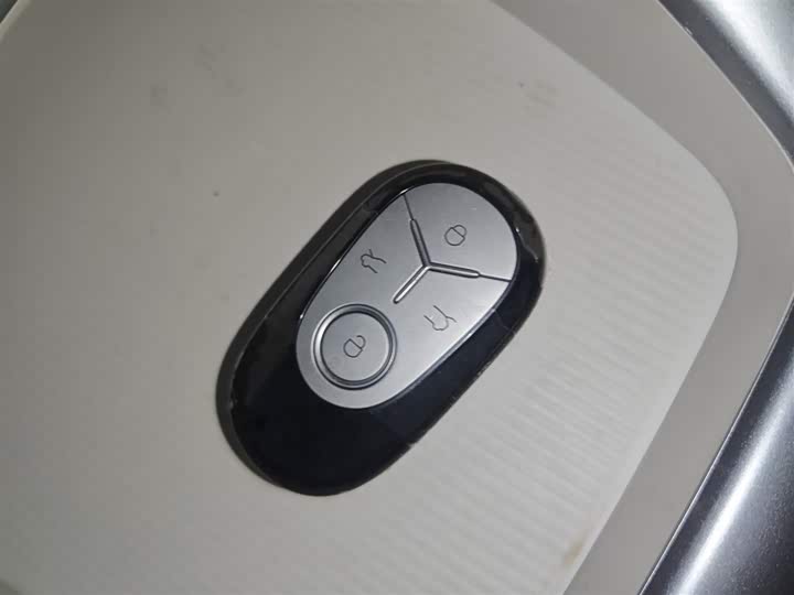 Фото 9 - Geely Galaxy Geome