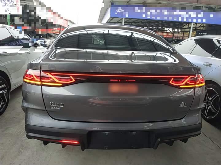 Фото 6 - BYD Qin L