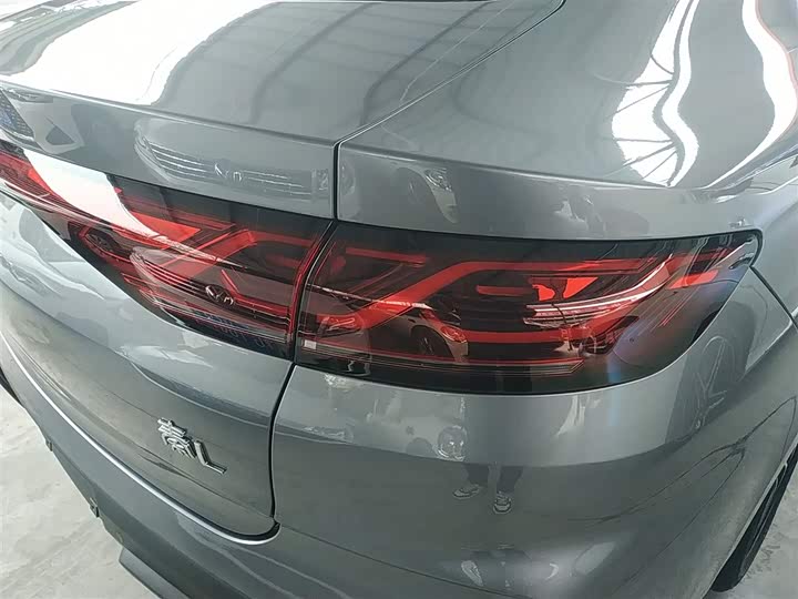 Фото 8 - BYD Qin L