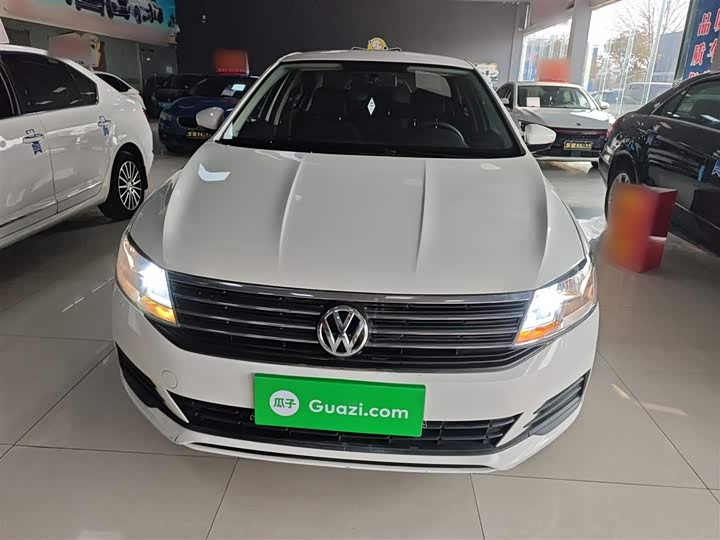 Фото 3 - Volkswagen Lavida