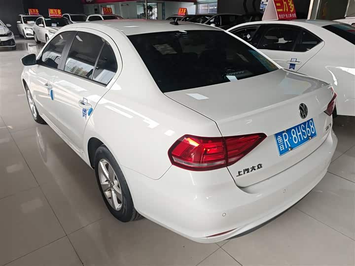 Фото 5 - Volkswagen Lavida