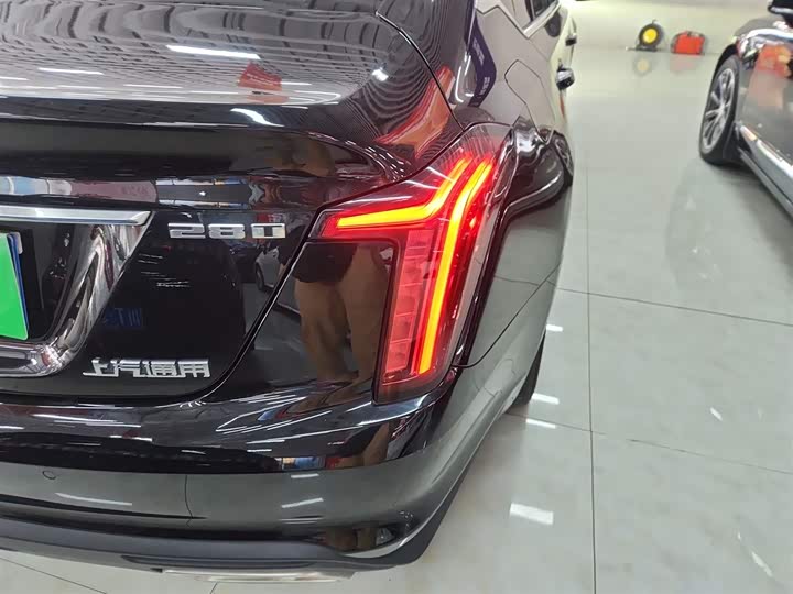 Фото 8 - Cadillac CT5