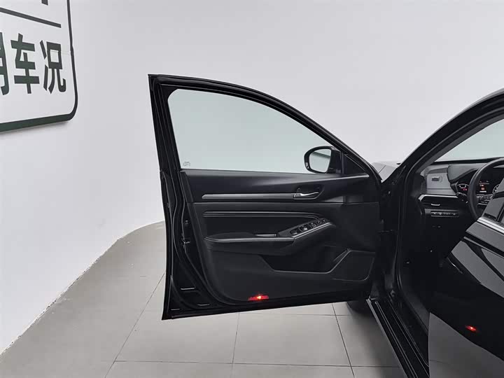 Фото 8 - Nissan Teana