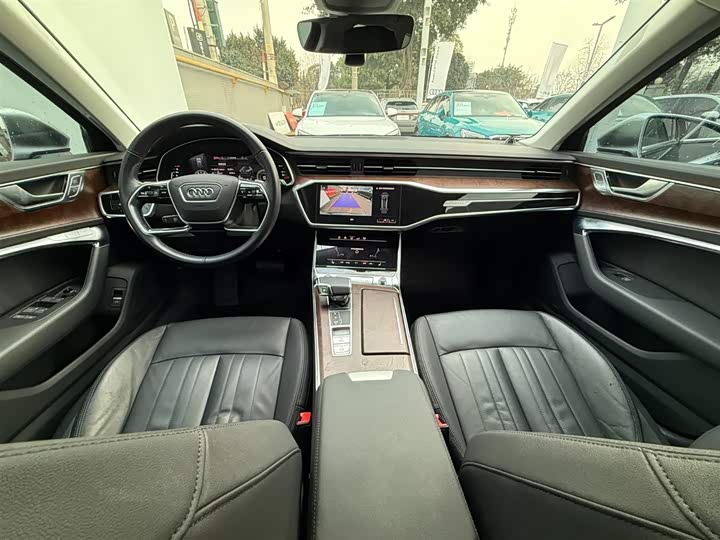 Фото 8 - Audi A6