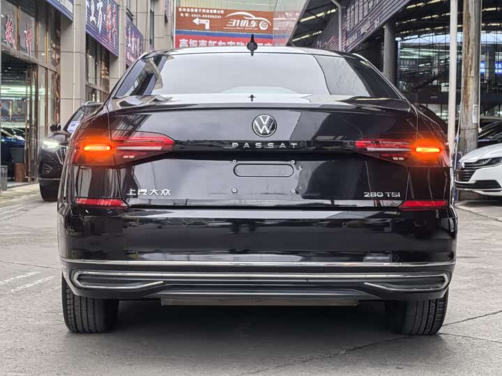 Фото 5 - Volkswagen Passat