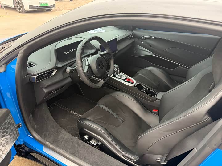 Фото 5 - Lotus Emira