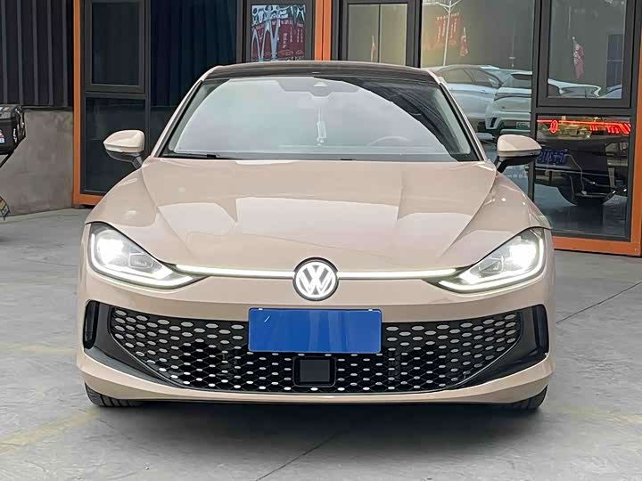 Фото 2 - Volkswagen Lamando L