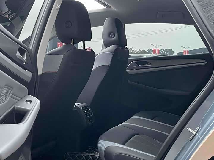 Фото 5 - Volkswagen Lamando L