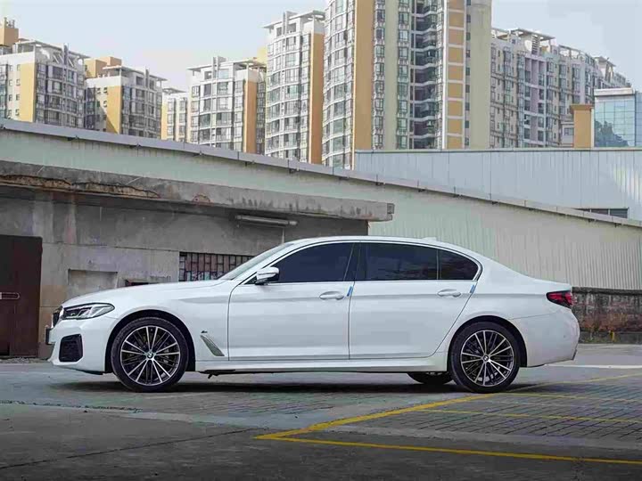 Фото 4 - BMW 5 Series