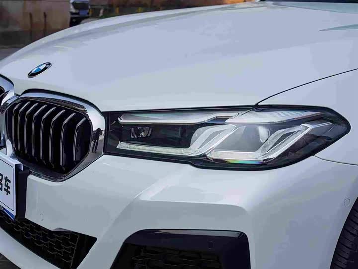 Фото 6 - BMW 5 Series