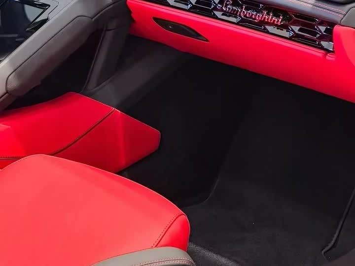 Фото 6 - Lamborghini Huracán