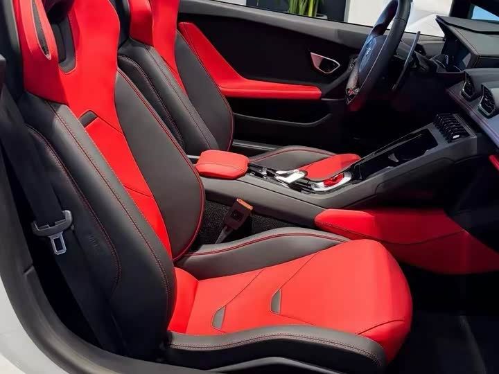 Фото 7 - Lamborghini Huracán