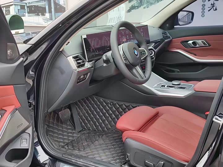 Фото 4 - BMW 3 Series