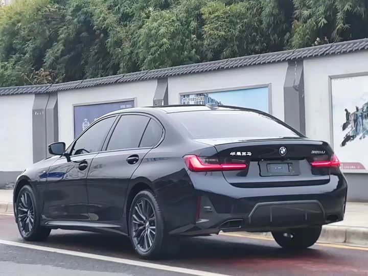 Фото 9 - BMW 3 Series