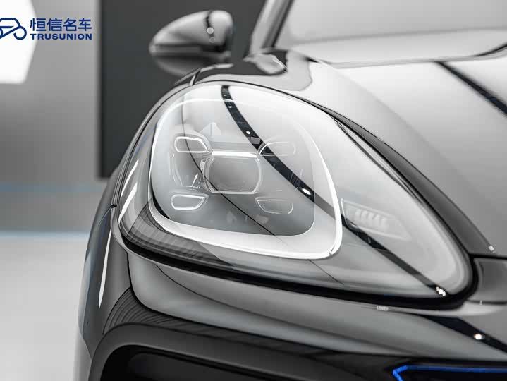 Фото 9 - Porsche Cayenne