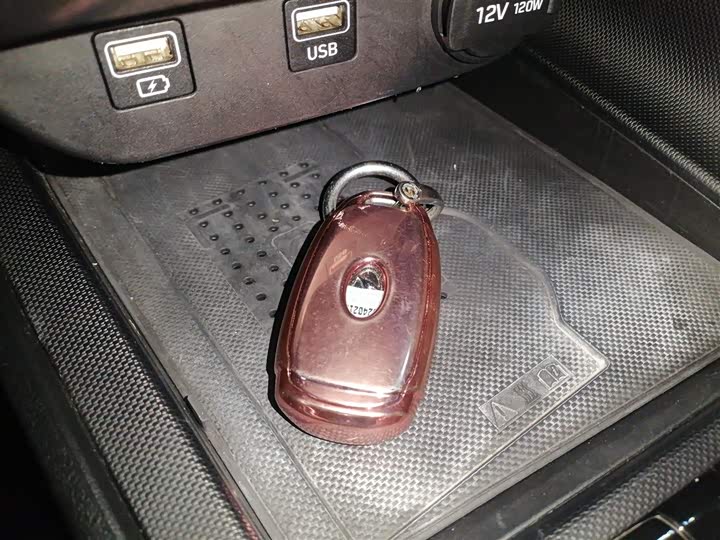 Фото 9 - Hyundai Elantra N line