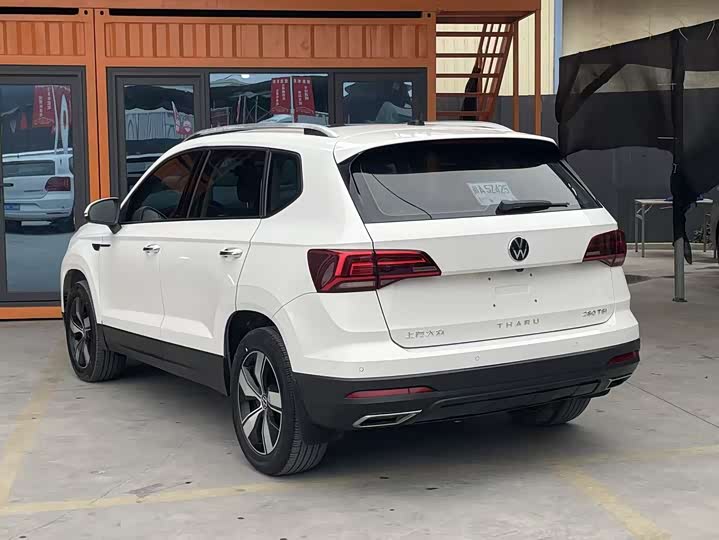 Фото 7 - Volkswagen Tharu