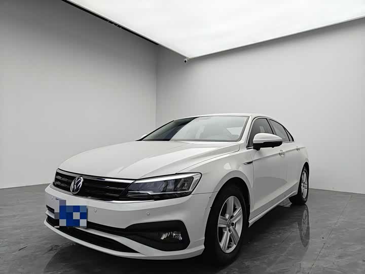 Фото 1 - Volkswagen Lamando L