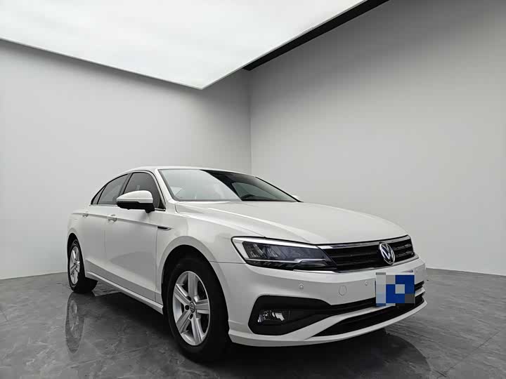 Фото 3 - Volkswagen Lamando L