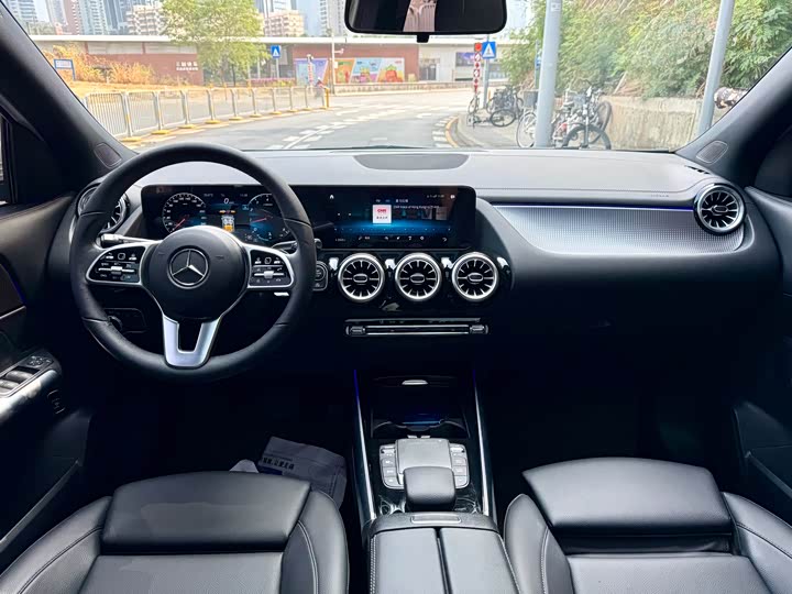 Фото 7 - Mercedes-Benz GLA-Class